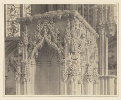 [Lincoln-katedralen, detalj av bærbart alter] av Frederick H. Evans