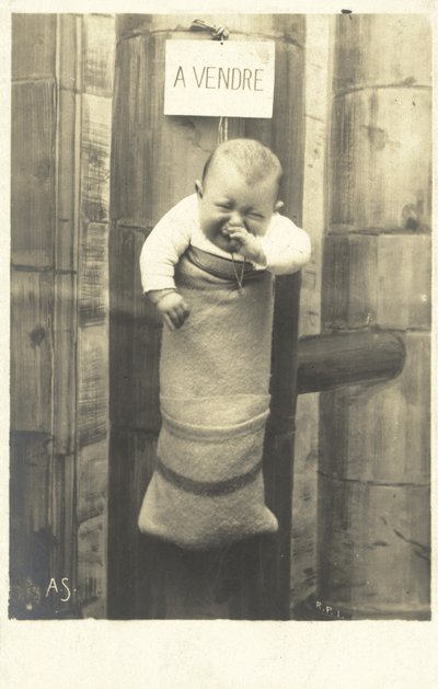 A Vendre, Baby til salgs (s/hvitt bilde) av French Photographer