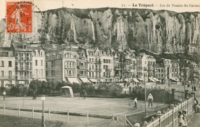 Et slag tennis i kystbyen Le Treport. Postkort sendt i 1913. av French Photographer