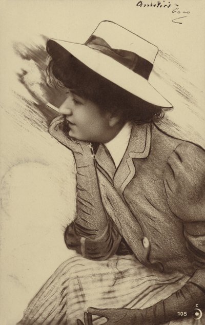 En ung kvinne som har på seg en hatt og røyker (fotokollasje) av French Photographer