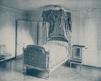 Seng til Marie Antoinette, Versailles (s/hvitt-bilde) av French Photographer