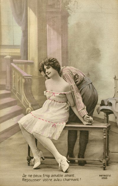 Omfavnende par (fargebilde) av French Photographer