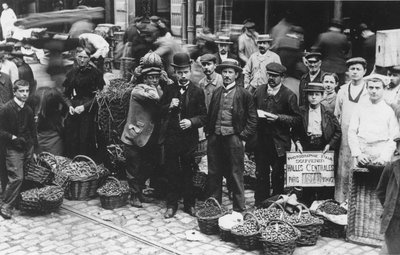 Gartnere ved Les Halles-markedet, Paris, 1907 av French Photographer