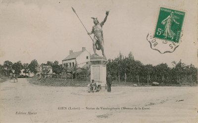 Gien (Loiret), Statue av Vercingetorix. Postkort sendt i 1913. av French Photographer