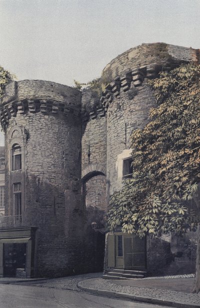 Laval, Porte Beucheresse, Cote S O av French Photographer