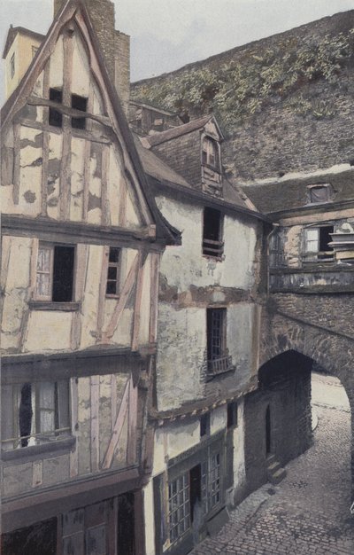 Laval, Porte Beucheresse og vicilles hus av French Photographer