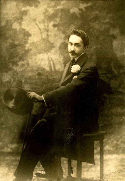 Portrett av grev Robert de Montesquiou av French Photographer