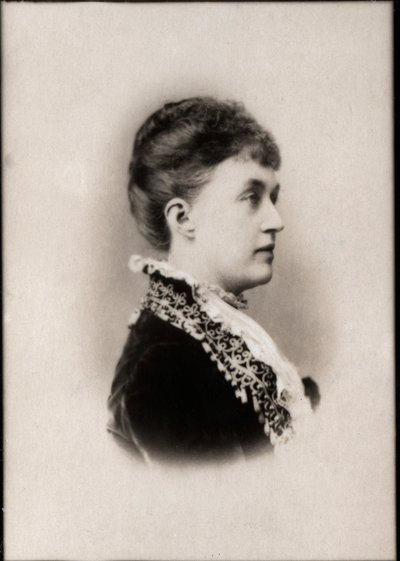 Portrett av prinsesse Adelheid Marie av Anhalt Dessau (1833-1916), storhertuginne av Luxembourg. av French Photographer