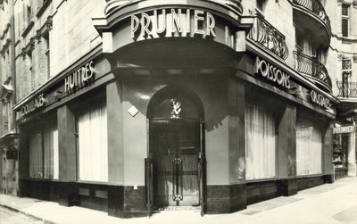 Prunier Restaurant (s/hvitt bilde) av French Photographer