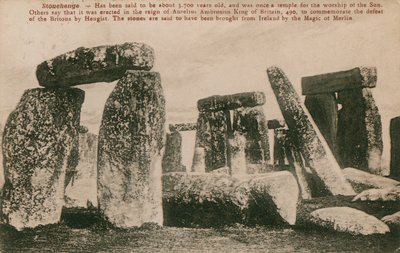 Stonehenge - steinsirkel fra bronsealderen sies, i folklore, å ha blitt reist under Aurelius Ambrosius, 490, for å minnes Storbritannias nederlag av Hengist. Steiner skal ha vært av French Photographer