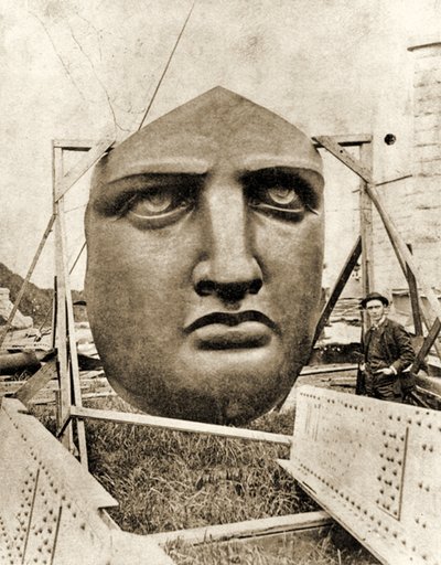 Konstruksjonen av Frihetsgudinnen, detalj av ansiktet, ca. 1876 av French Photographer