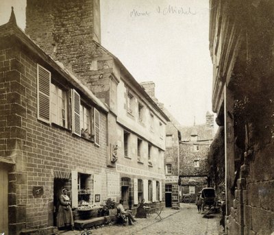 Hotellet og Poulard Inn ved inngangen til Mont-Saint-Michel, sent på 1800-tallet av French Photographer