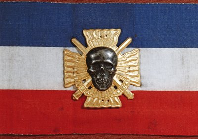 Armmerke til Croix-de-Feu, 1930-tallet (tøy og metall) av French School