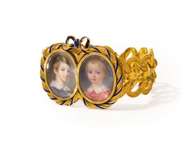 Armbånd med to miniatyrer, Morel & Cie, ca. 1845 (gull, emalje og akvarell på elfenben) av French School