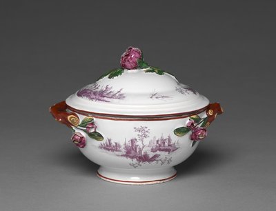Dekket skål, produsert av Saint Clement Factory, ca. 1775 av French School
