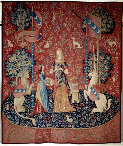 Curtain of the Lady to the Unicorn (Lady to the Unicorn): allegori av lukt. En ung kvinne som holder en krone av nelliker, omgitt av en løve, en enhjørning, en ape, kaniner. Ull- og silketeppe laget mellom 1484 og 1500. Fra Chateau de Boussac, Cr av French School