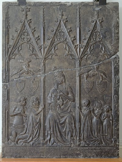 Begravelsesstela av Sacquespee-familien, fra St. Nicaise-kirkegården i Arras, 1376 (tournai-stein) av French School