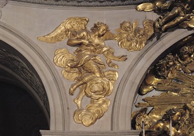 Louis XIV stil engel, fra buen til venstre for høyalteret i kapellet (forgylt bronse) av French School
