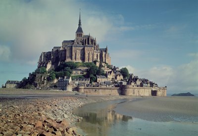 Mont Saint Michel av French School