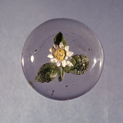Papirvekt, Pantin Workshop, ca. 1850 (glass) av French School