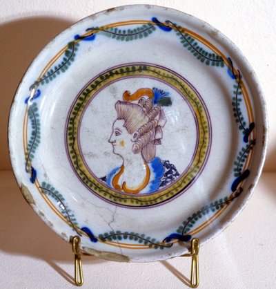 Portrett av Marie Antoinette - fajanseplate av French School