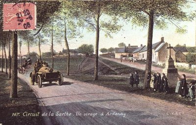 Postkort som viser kjøring i Sarthe av French School