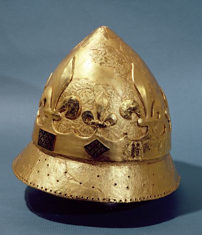 Rekonstruksjon av den forgylte hjelmen til Charles VI (1368-1422) funnet i Louvre-utgravningene i 1986 (metall) av French School