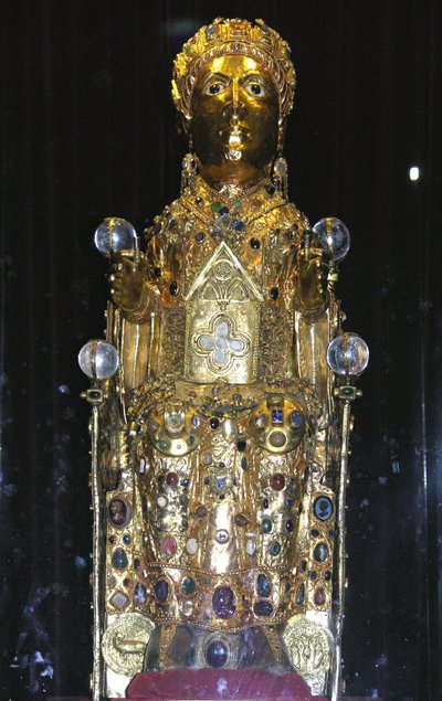 Relikviestatue av St. Foy, ca. 980 (gull, sølv, tre, edelstener og halvedelstener) (se også 121295 og 245222) av French School