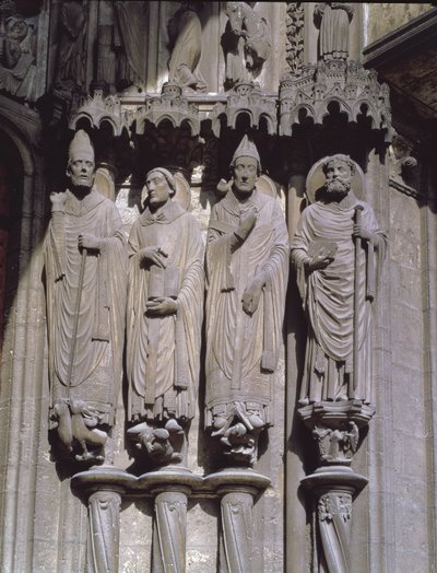 St. Martin, St. Hieronymus, St. Gregory og St. Avitus, jambfigurer av bekjennerne fra østportalen til sørverandaen, tidlig på 1200-tallet av French School