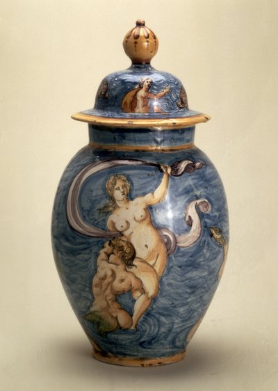 Vase, dekorert med sjøguder, Nevers, tidlig på 1600-tallet (maiolica med polykrom maleri) av French School