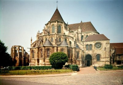 Utsikt over apsis til katedralen i Notre-Dame, bygget ca. 1150-1220 av French School