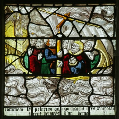 Vindu som viser Saint Nicholas som redder pilegrimer fra å bli forliste i en storm (farget glass) av French School
