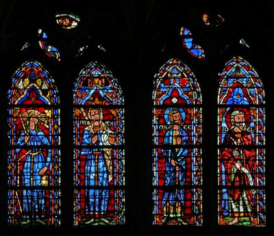 Vindu w103 som viser synagogen, Judith, profetene Hosea og Joel av French School