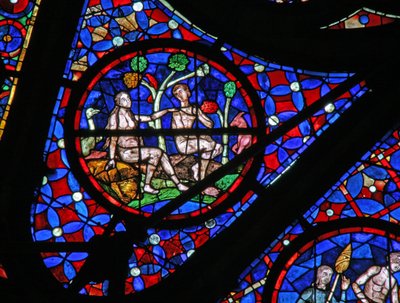 Vindu w115 som viser Adam og Eva under et tre med dyr og fugler av French School