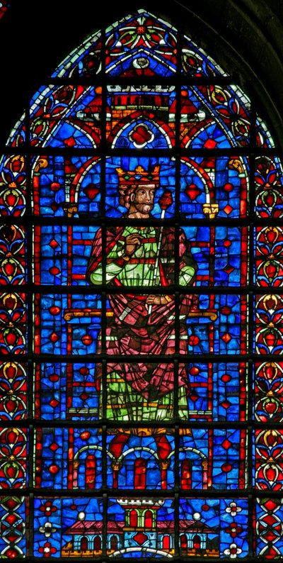 Vindu w127 (øvre figur) som viser en konge av French School