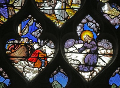 Vindu w12 som viser Jesus som går på vannet med St Peter av French School