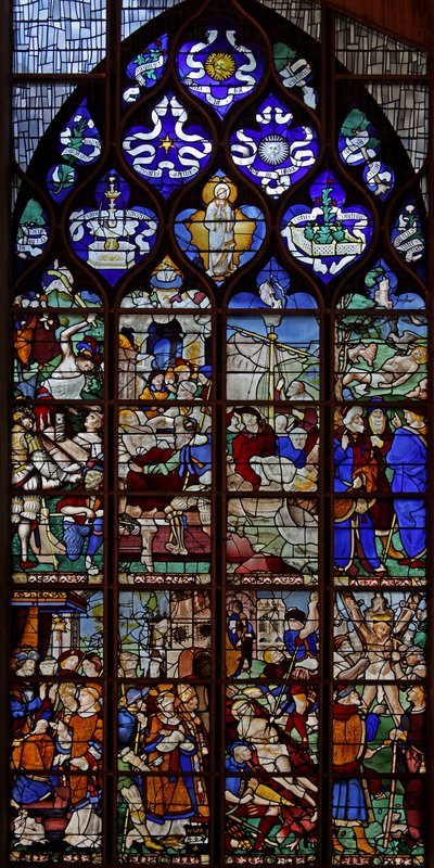 Vindu w13 som viser St Vincents martyrium; jomfruens litani i tracery-lysene av French School
