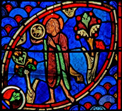 Vindu w20 som viser døperen Johannes: Ecce Agnus Dei av French School