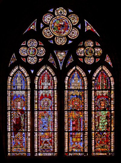 Vindu w7 som viser de hellige romerske keisere: Lotharius, Louis, Charles av French School