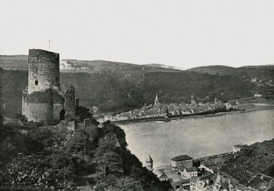 Katz med utsikt over Rhinen, St. Goarshausen, Tyskland, 1895. av Frith and Co