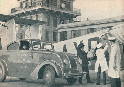 Laster e-post om bord på en Imperial Airways-rute på Croydon flyplass, c1936 c1937 av GPO