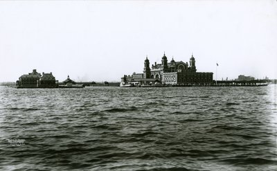 Ellis Island, New York havn, 1903 av G.P. Hall und Sohn