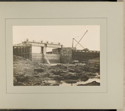  av G. Herbert and Horace C. Bayley