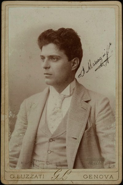 Portrett av komponisten Pietro Mascagni 1863-1945, ca. 1890. av Genova . Photo studio Luzzati