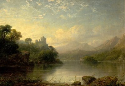 Lake Scene med ruinert slott og fjell, 1800-tallet av George F. Buchanan