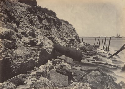 Utvendig utsikt over Fort Sumpter, 1860-tallet. av George N. Barnard