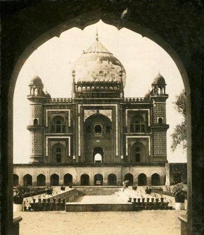 Safdarjungs grav, Delhi, India, c1909. av George Rose