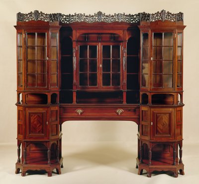 Vitrineskap, laget for Morris & Co., ca. 1880 (utskåret mahogni) av George Washington Jack
