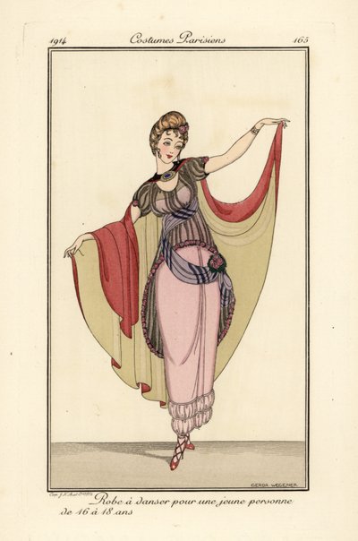 Ung kvinne i dansekjole med kappe. av Gerda Marie Frederike Wegener