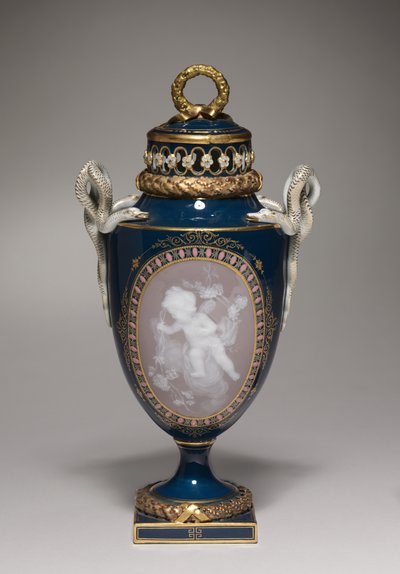Dekket vase, laget av Meissen Porselensfabrikk, Tyskland, 1881 av German School